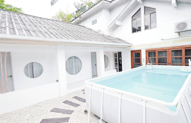 4 Bedroom/5 Beds Villa Din Daeng BKK - Foto 10