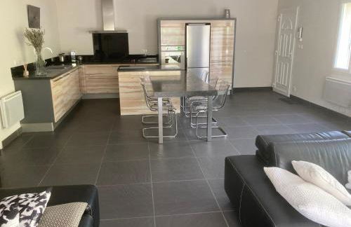 Villa récente avec piscine privée - Foto 5