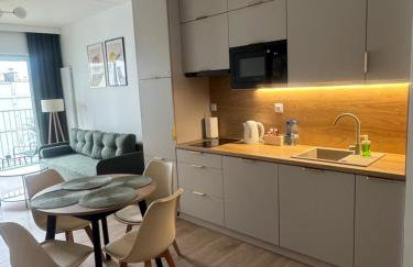 Apartament Neonowy by Apartamenty 77 - Photo 5