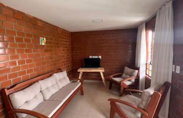 Casa de Campo Novo gravatá em condomínio, lazer completo com piscina compartilhada, churraqueira e forno a lenha privado e uma vista espetacular e com aquele friozinho - Foto 8
