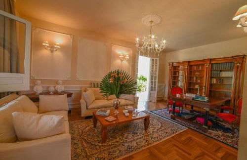 Villa Nina Luxury With Pool - Happy Rentals - Foto 6