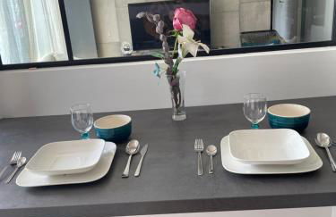 Appart spacieux 6 pers proche centre ville et gare Laval - Parking privé securisé - Photo 20