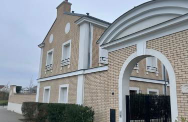 Family's house - Villa proche de la vallée village et Disneyland paris ,2 parkings, air condition - Foto 36