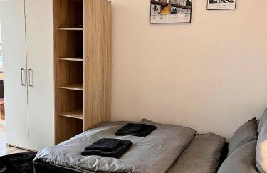 Gemütliche Altbauwohnung direkt am Bahnhof - Ruhig, Zentral mit Küche - Foto 5