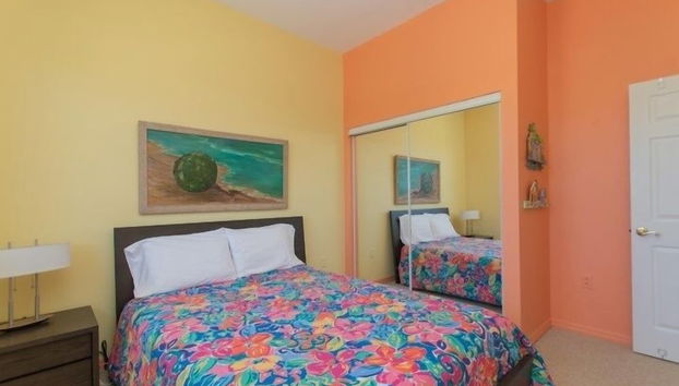 Beautiful House Located In The Prestigious Neighborhood Of Port Antigua On A Deep, Wide Canal. 4 Bedroom Home by RedAwning - Foto 4, Habitación