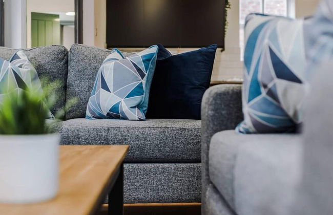 Host Apartments The Roscoe Coach House - Foto 32