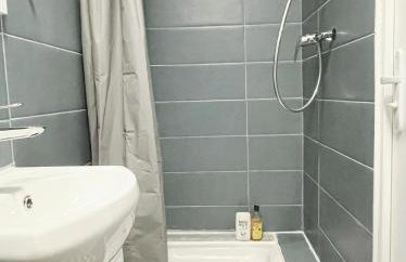 #1 Petit studio près du métro L9 - Foto 6