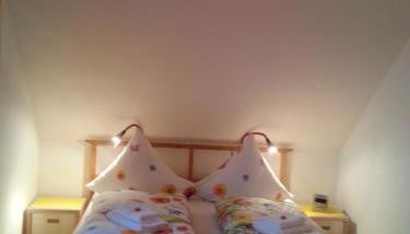 "Heiterer Blick" - Foto 3