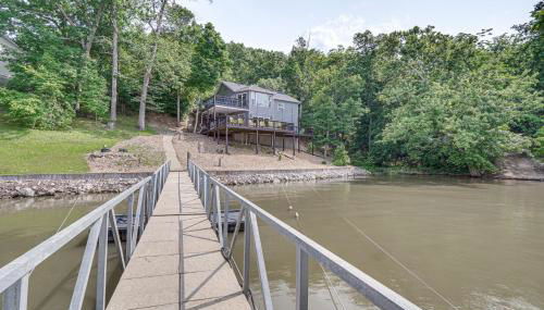 Views and Private Dock Lake of the Ozarks Retreat! - Foto 2