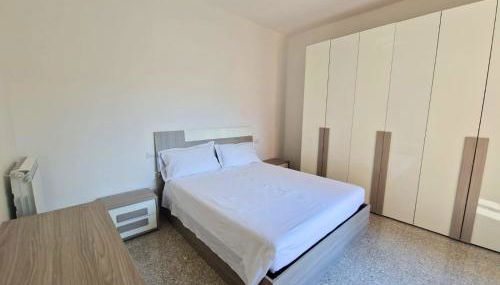 Uddin's Den - Foto 5, wardrobe