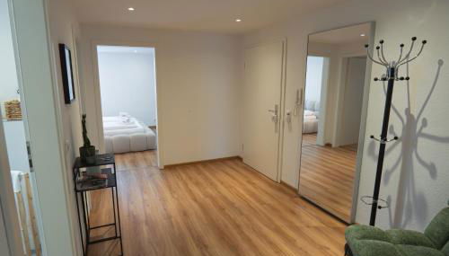 MaMa-Apartments - Netflix, Balkon, Kaffee & Tee, WIFI, Waschmaschine, familienfreundlich, kostenloser Parkplatz - 125 qm - Foto 5, wardrobe