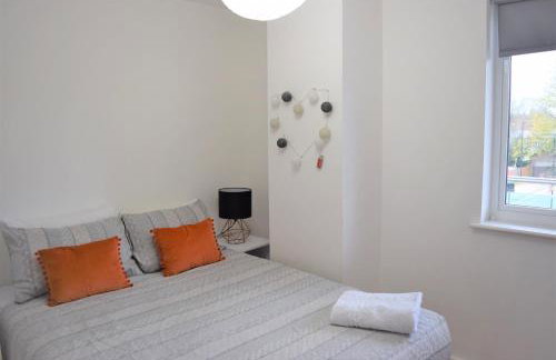 Urban Gem Apartment- Free parking - Photo 16