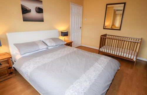 The Hawthorns - Photo 13