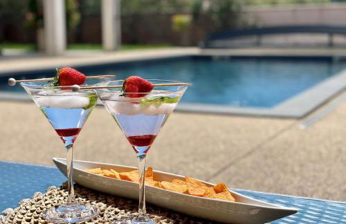 Private swimming pool & jacuzzi magnifique villa provençale - Foto 2