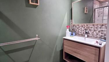 Le domaine des Oliviers ALES Piscine Jacuzzi Sauna - Foto 2