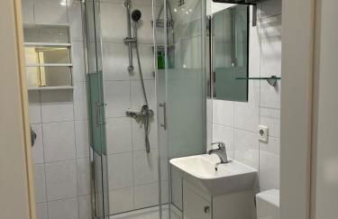 Business Apartment in Duisburg 400m weit von Hbf - Photo 4