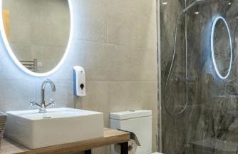 Lethbridge Villa 49 Apartment 2 Super Fibre WiFi, free parking - Foto 36