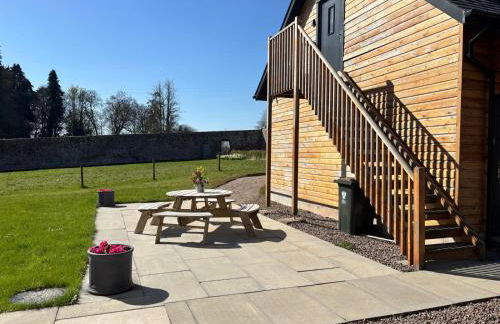 Cosy Country Modern Studio with Patio Space. - Photo 19