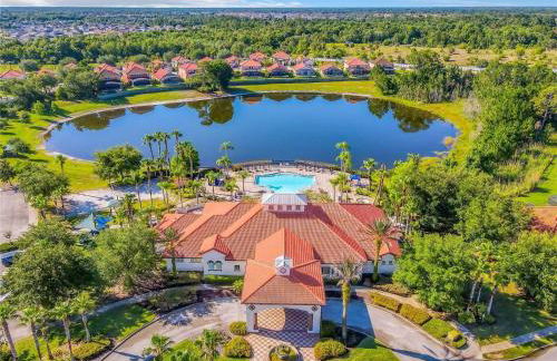 Beautiful 5 Bedroom Viola Pool Home - Foto 3