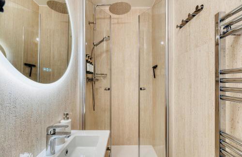 MyJolieParisHome - King size beds, 2 bathrooms, free parking - Foto 27