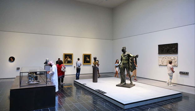 Excursión a la Gran Mezquita y el Louvre de Abu Dhabi - Foto 5