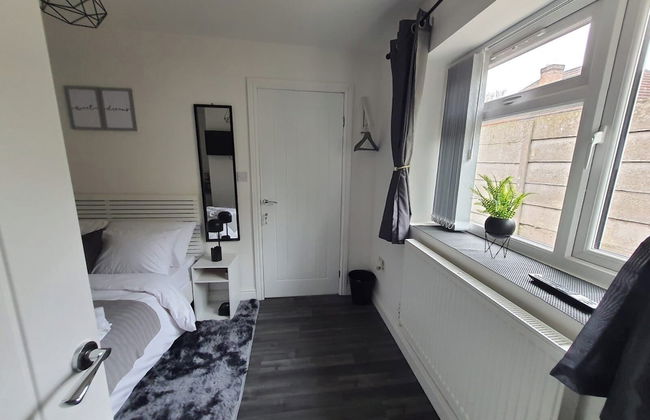 Private Room - Ensuite Bathroom - Free Parking - Foto 2