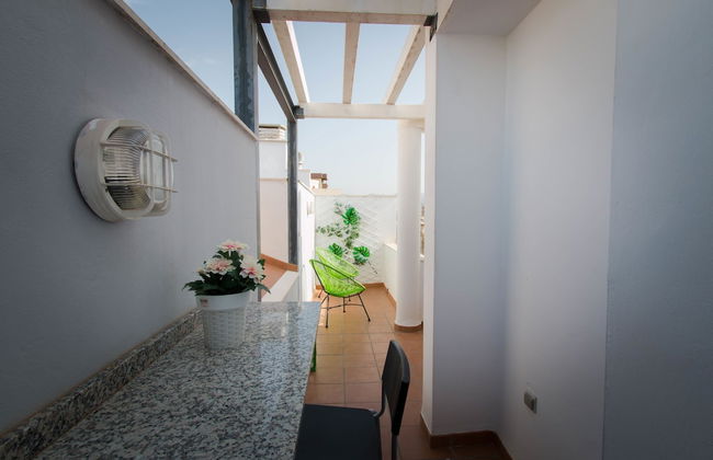 Holidays2Malaga Juan de Mena Apartments - Photo 47