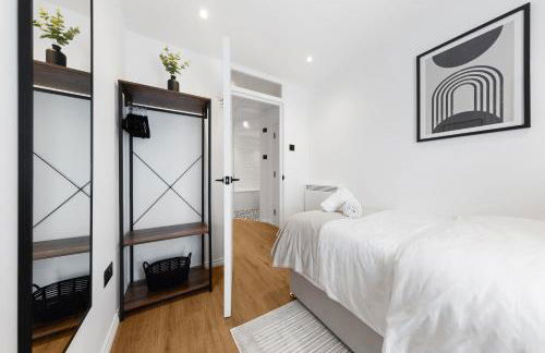 Modern 2BR Apartment Perfect for Remote Work - Foto 27