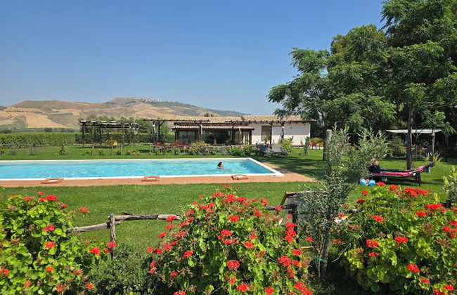 Agriturismo Essentia dimora rurale - Foto 1