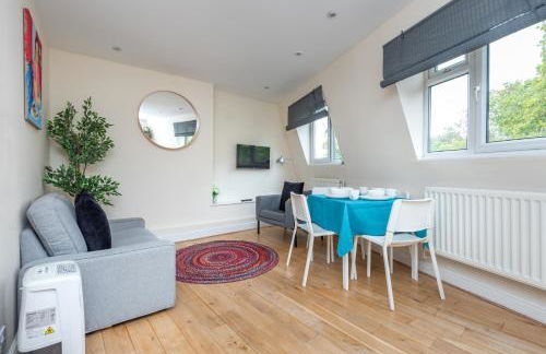 3-bedroom flat for 4, excellent transport connections - Foto 17