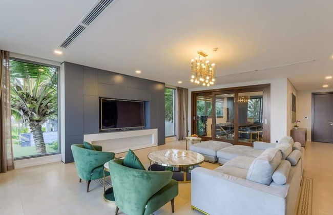 Luxe 6BR Beachfront Villa: Group Getaway Haven - Foto 24