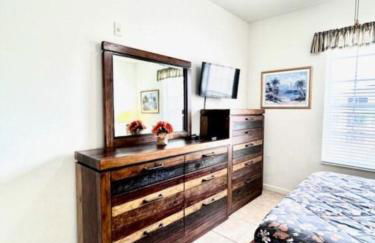 Amazing Resort 2 bed Condo Close to Disney - Foto 18