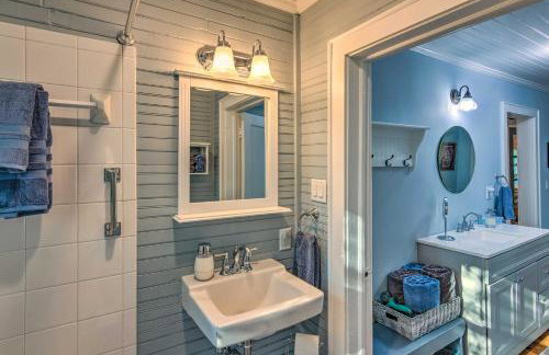 Restored Mars Hill Home on 1 Acre Walk to Town! - Foto 16