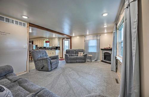 Rise and Shine Farm in Goshen with BBQ and Fire Pit! - Foto 4