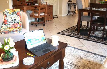 The Monarch - Foto 19