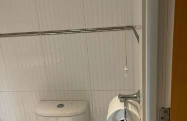 2 bedroom apartment near Wolverhampton train station - Foto 12