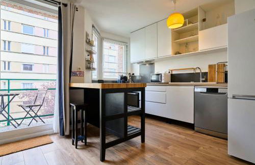 Apartment balconyparking space near train station - Foto 17