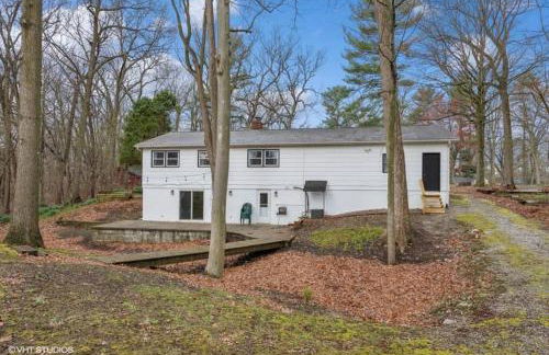 Blocks to Town, Game Room, Firepit, Huge Backyard - Photo 16