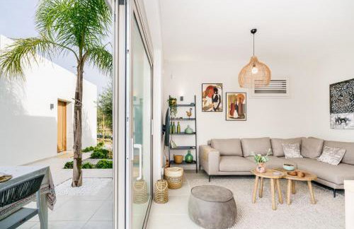 New Stylish Villa Tessera with Private Pool and BBQ - Foto 30