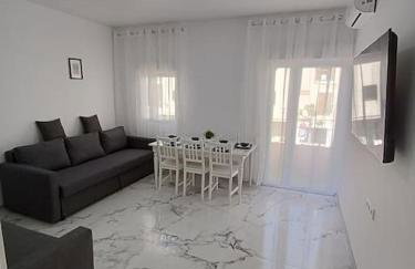 Nuevo apartamento cerca del mar - Foto 1