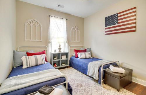 Chic Thomas Square Home in Walkable Location! - Foto 18