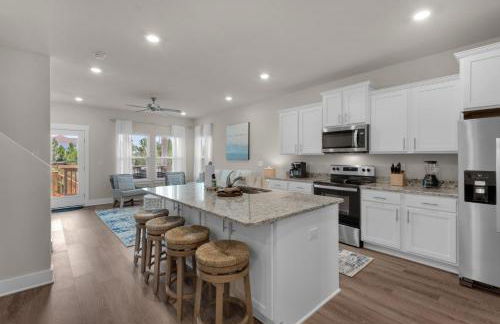 Sea Haven at Serenity - New large home with Golf Cart and game room just mins from Beach! - Foto 21