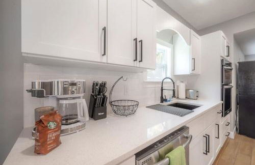 The Pearl Cottage 2b/1R with King and FAST WIFI - Foto 26