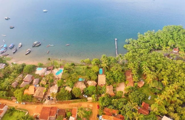Casa de Temporada 4 Coqueiros, 16 Hóspedes, Piscina, 4 Suítes e Churrasqueira em Itacaré Bahia - Photo 8