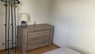 Bel appartement proche gare - WiFi - parking - Foto 3