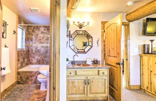 Rustic Sterling Cabin Walk to Palisade Lake! - Foto 15