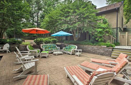 The White Elephant Inn Getaway with Pool and Hot Tub! - Foto 38