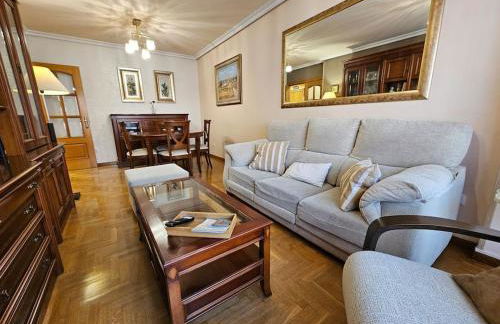 1A109 Apartamento en Gijón by R2R Consulting - Foto 1