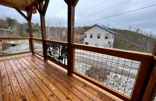 * * 4 Master Bedrooms, Views, Theater, Arcade, EVC - Photo 33