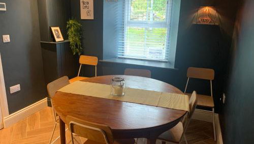 Min-Y-Fford sleeps 6 plus pet - Foto 5